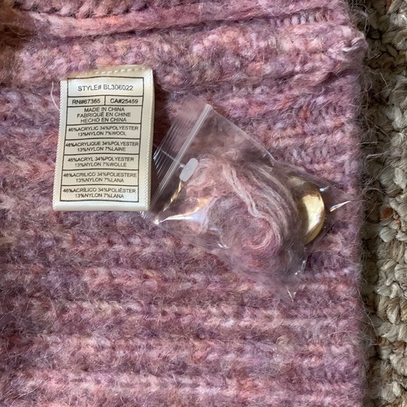 BB Dakota NWOT All the Time Cropped Cardigan Sweater - Picture 11 of 11